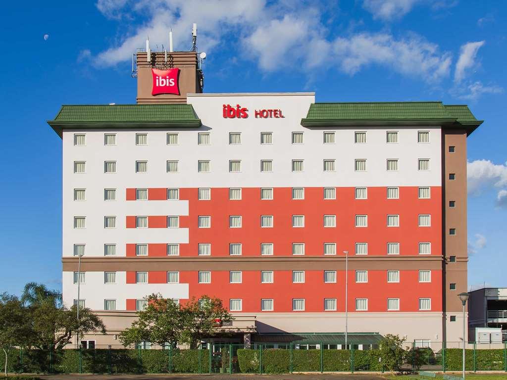 Отель Ibis Porto Alegre Aeroporto Экстерьер фото
