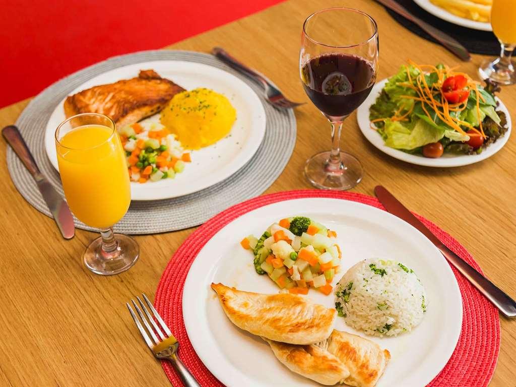 Отель Ibis Porto Alegre Aeroporto Ресторан фото