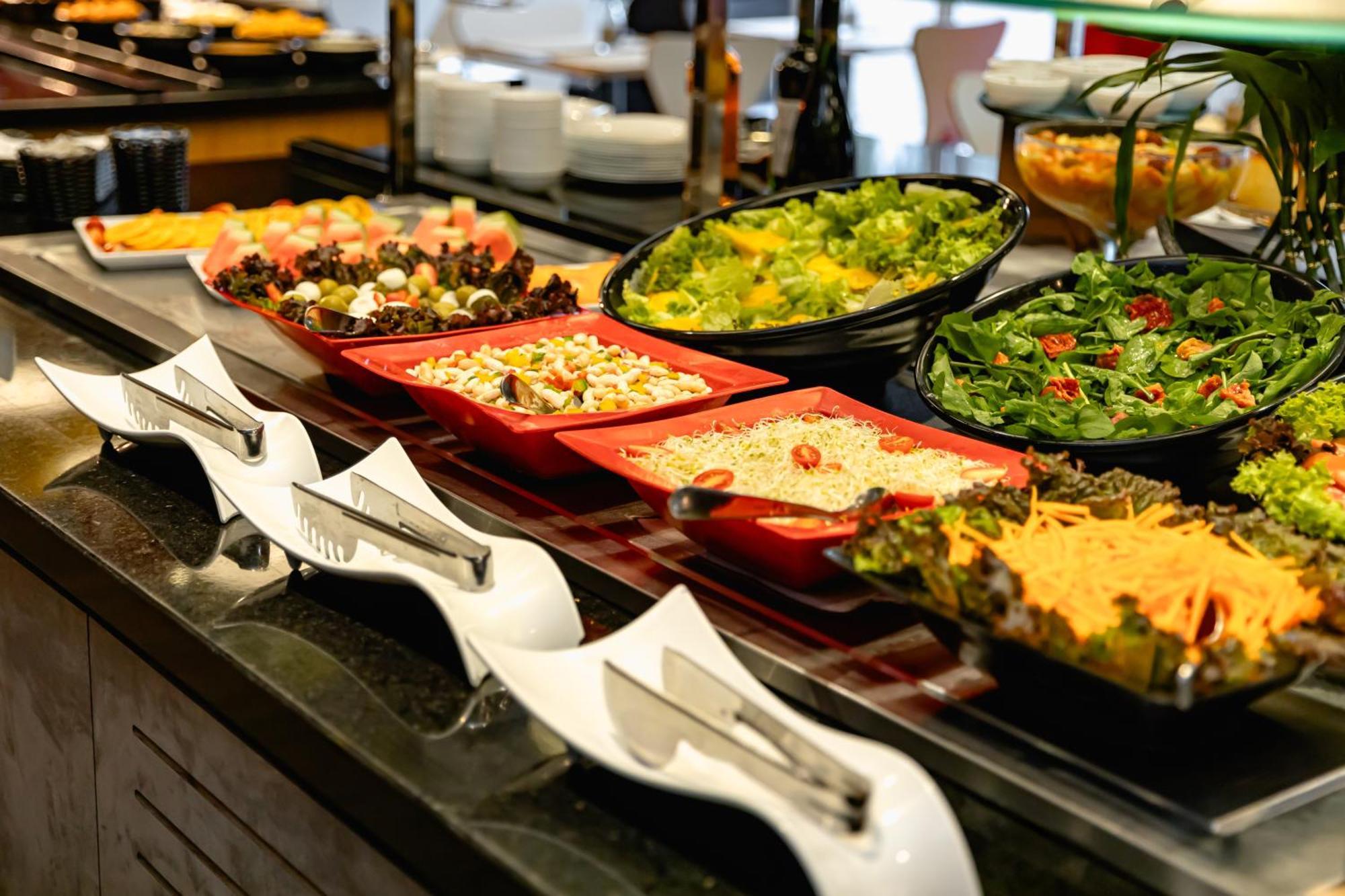 Отель Ibis Porto Alegre Aeroporto Экстерьер фото