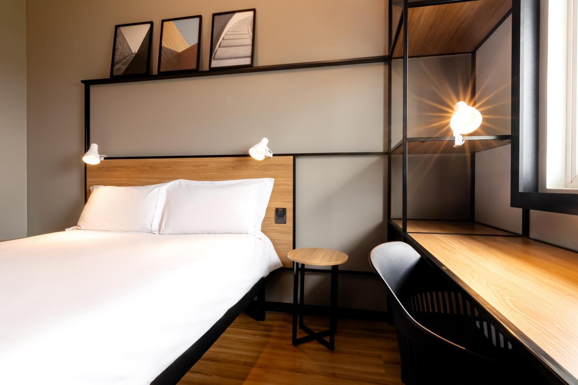 Отель Ibis Porto Alegre Aeroporto Экстерьер фото
