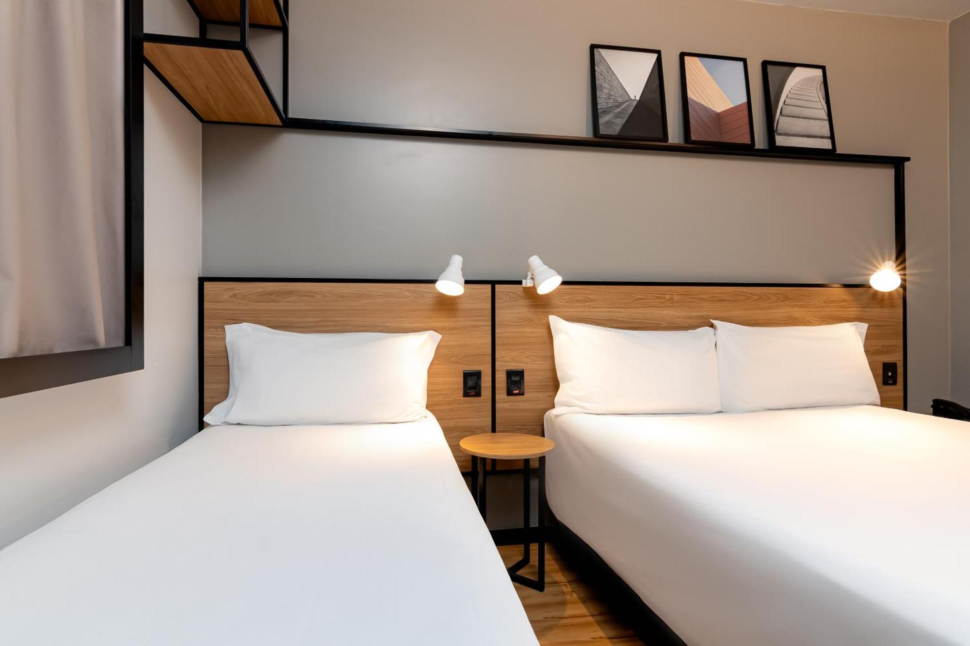 Отель Ibis Porto Alegre Aeroporto Экстерьер фото