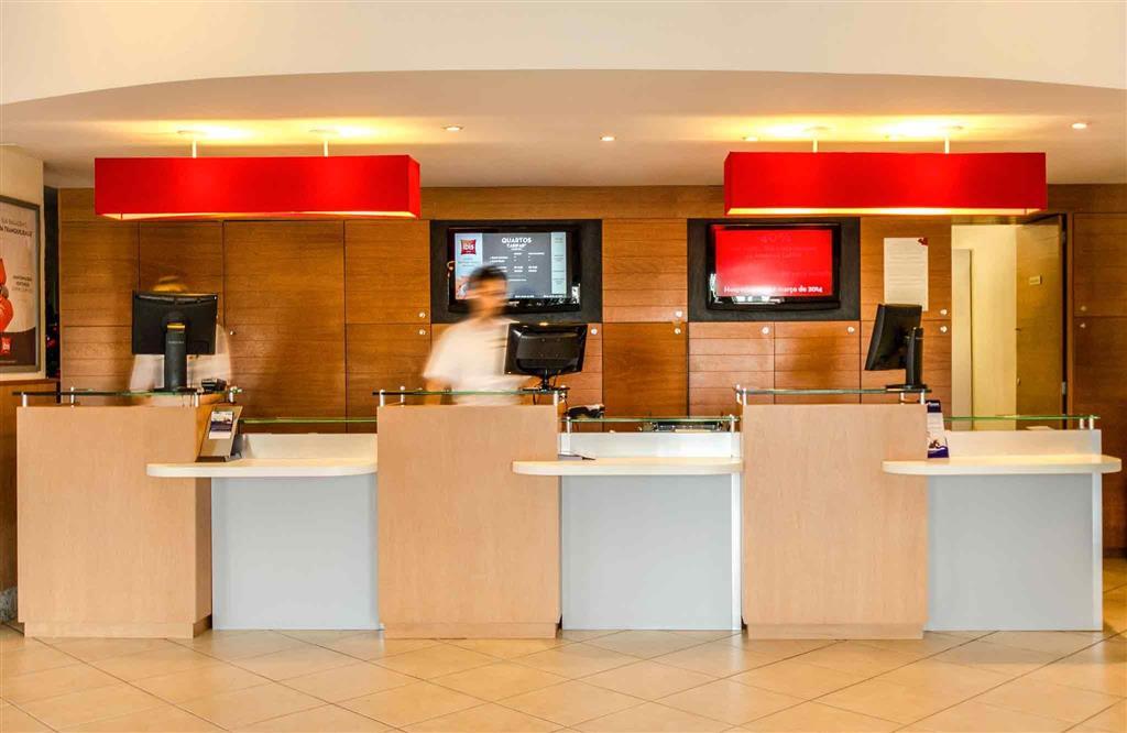 Отель Ibis Porto Alegre Aeroporto Экстерьер фото