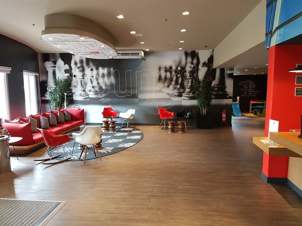 Отель Ibis Porto Alegre Aeroporto Экстерьер фото