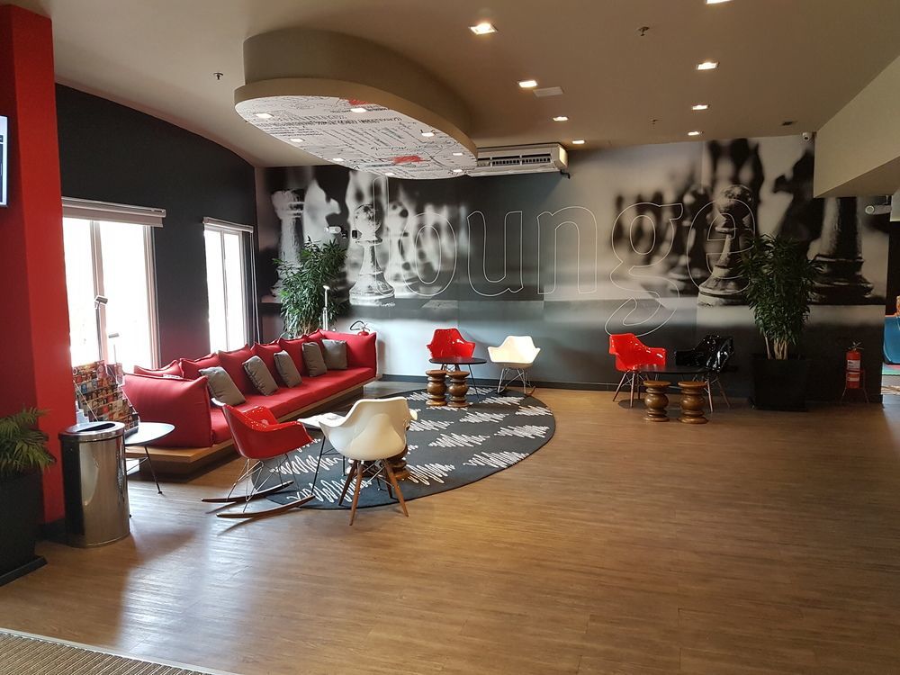 Отель Ibis Porto Alegre Aeroporto Экстерьер фото