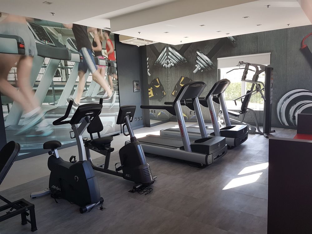 Отель Ibis Porto Alegre Aeroporto Экстерьер фото